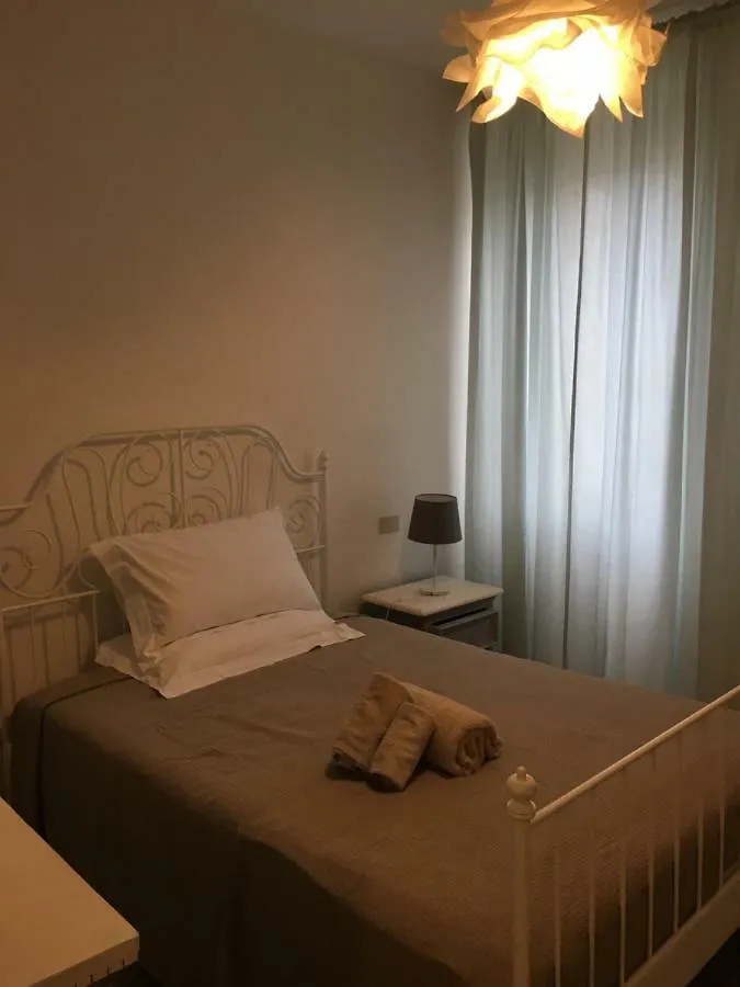 Via Mazzini Bed & Breakfast Bazzano Italy